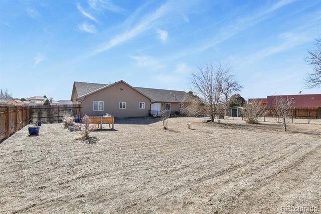 573 W Archer Plaza