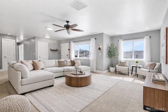 573 W Archer Plaza