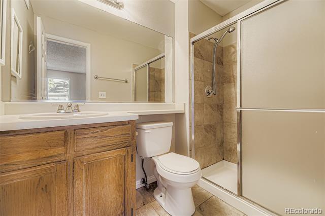 18105 E Ohio Avenue Unit: 204