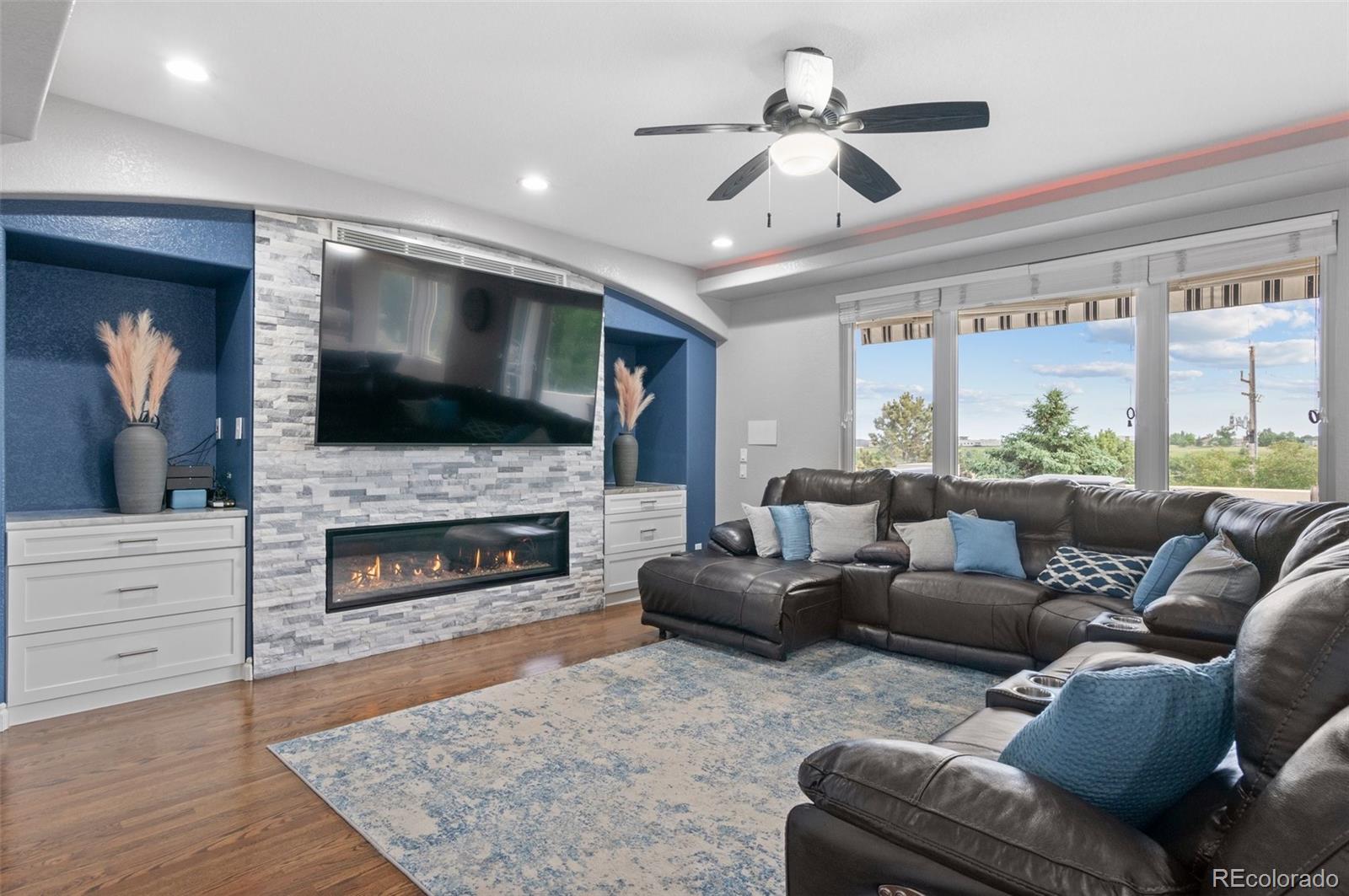 5823 Zang Court