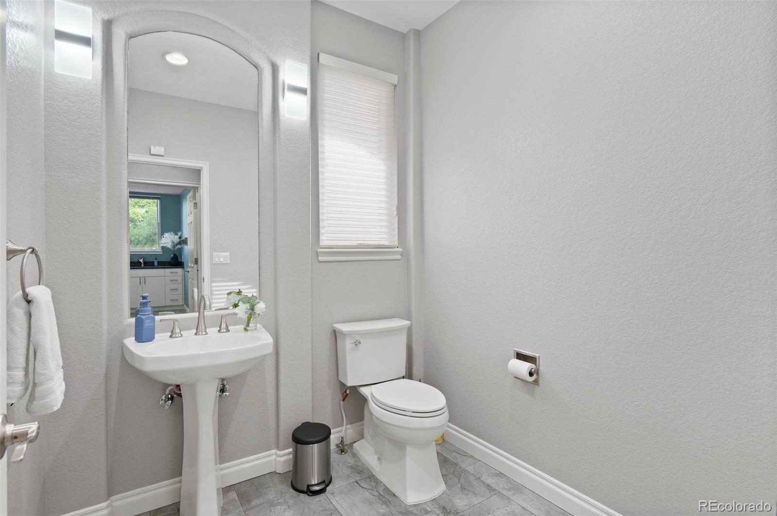 5823 Zang Court