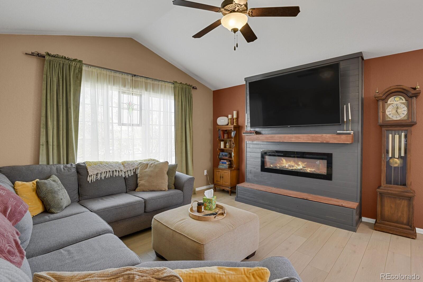 234 W Forest Court