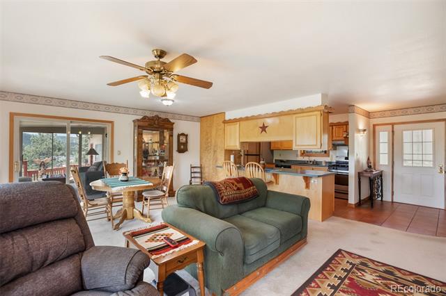 399 Apache Trail