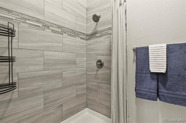 6868 LOS REYES Circle