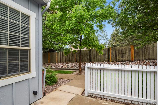 6868 LOS REYES Circle