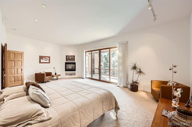 6697 Wauconda Drive