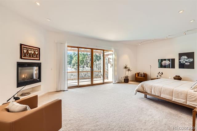 6697 Wauconda Drive