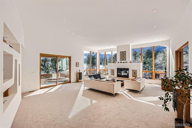 6697 Wauconda Drive
