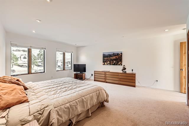 6697 Wauconda Drive