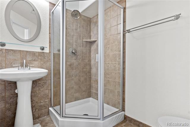 4307 Opal Court