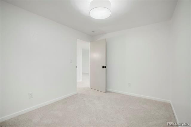 5362 S Danube Court
