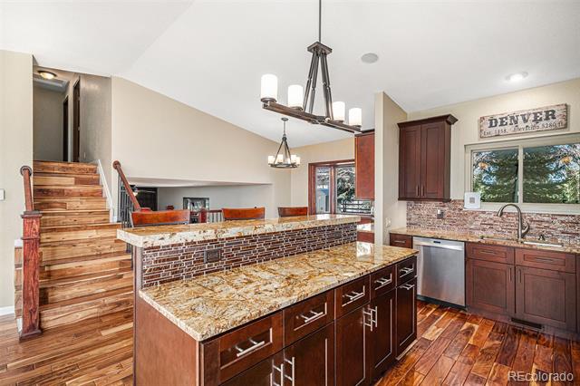 8426 S Otis Court