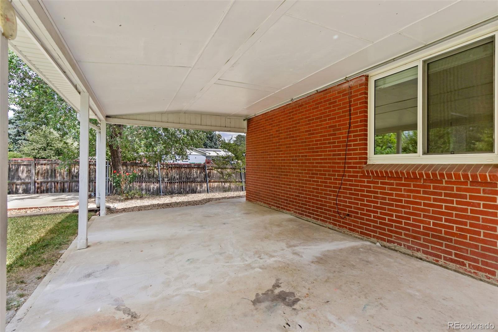 1205 W 7th Avenue Drive