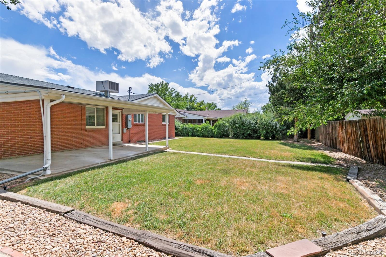 1205 W 7th Avenue Drive