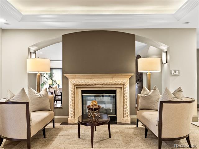 400 E 3rd Avenue Unit: 305