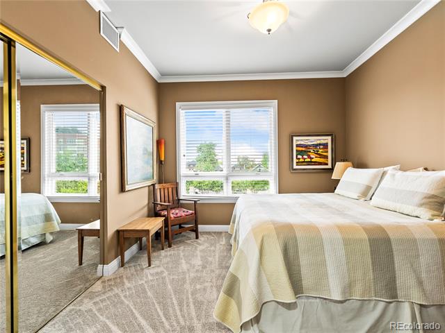 400 E 3rd Avenue Unit: 305