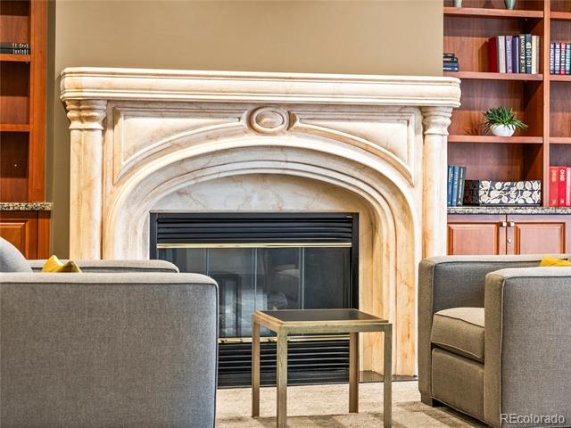 400 E 3rd Avenue Unit: 305
