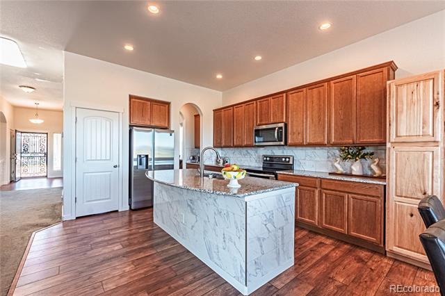 6006 Trappers Tale Court