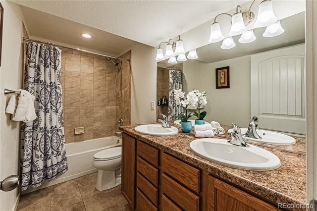 6006 Trappers Tale Court