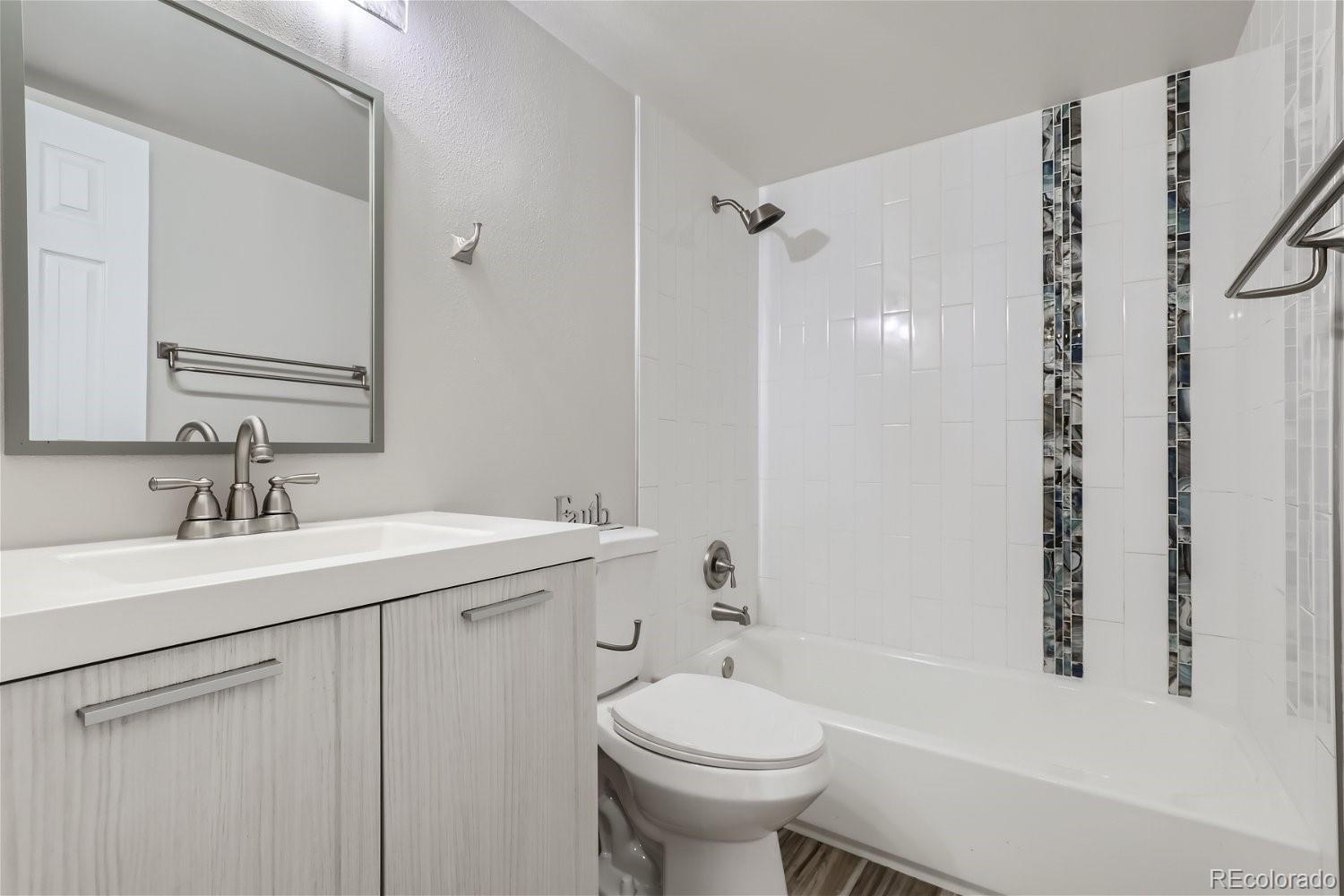 2221 Sable Boulevard Unit: 805
