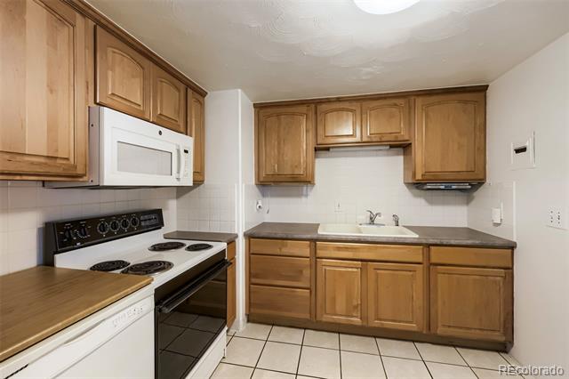 8810 Hastings Way