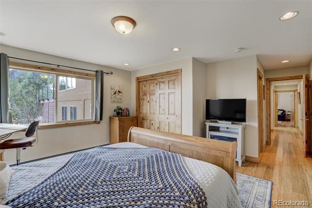 1130 Glenrock Drive