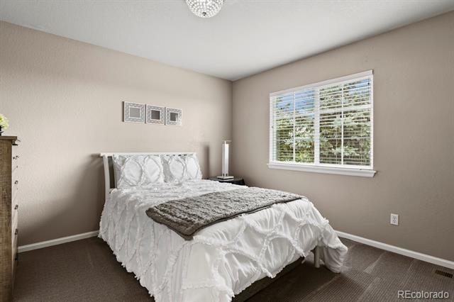 11007 Meadowvale Circle
