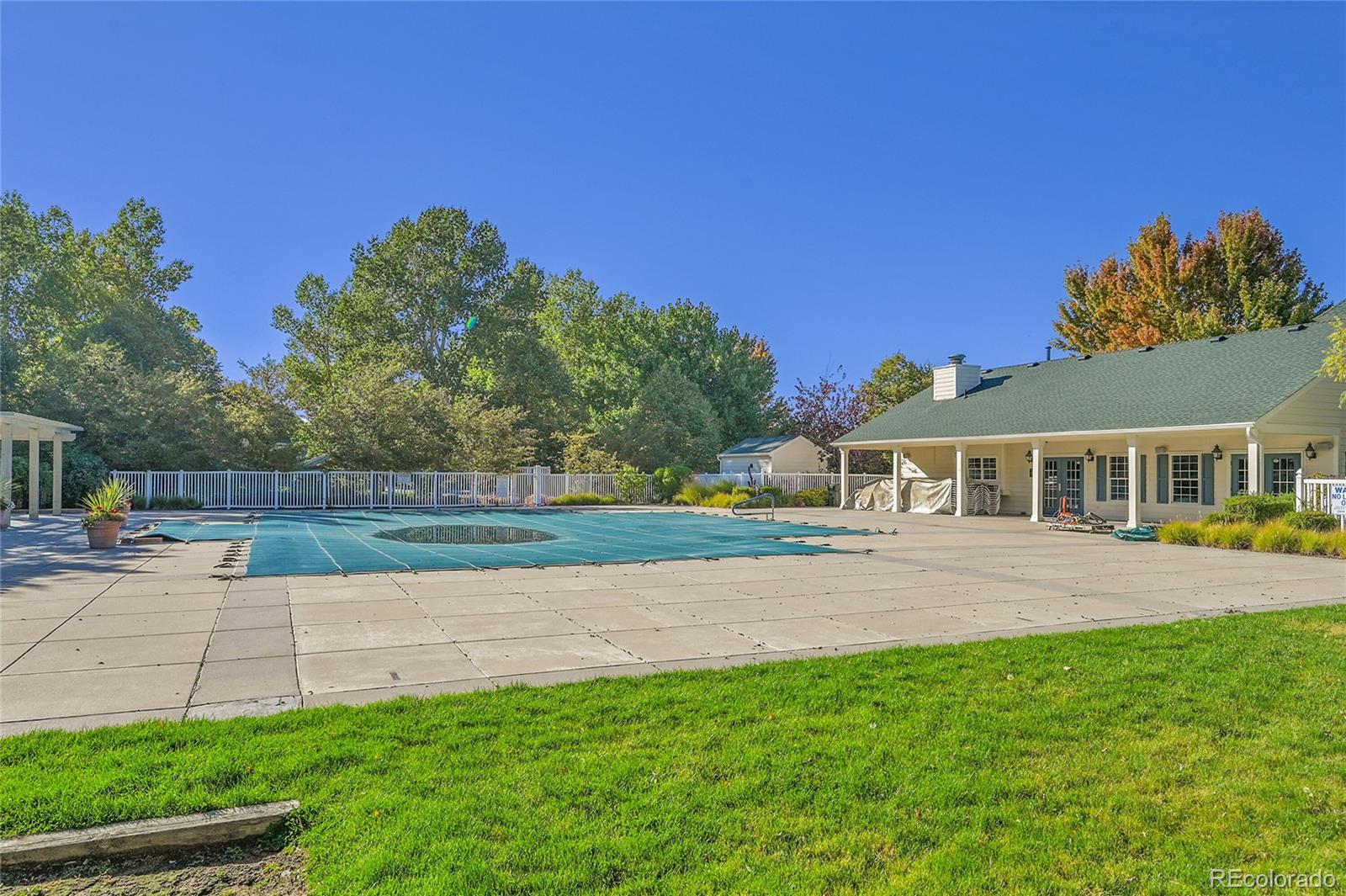 12512 E Harvard Circle