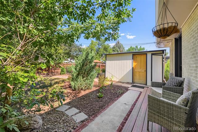1039 Sunset Street