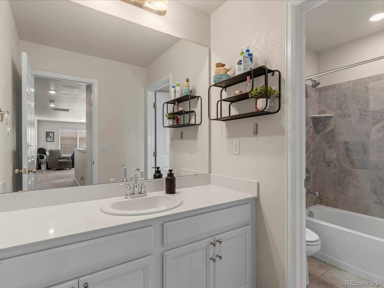 1011 Lavender Place