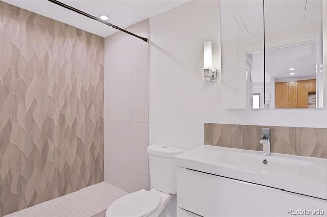 4875 S Monaco Street Unit: 408