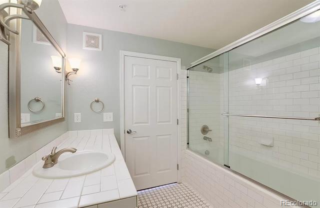 3865 S Dayton Street Unit: 107