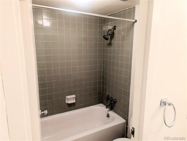 8060 E Girard Avenue Unit: 910