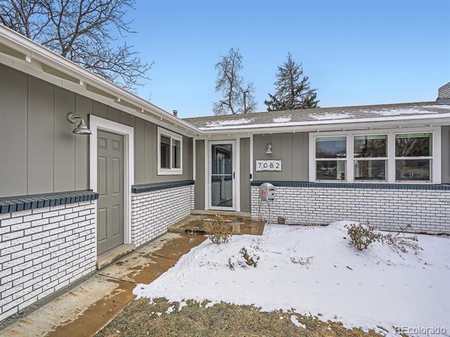 7082 W 68th Place
