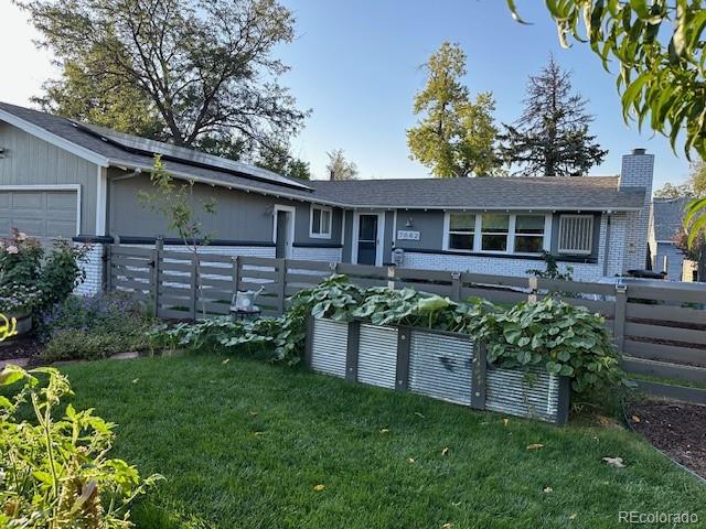 7082 W 68th Place
