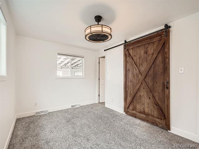 7082 W 68th Place