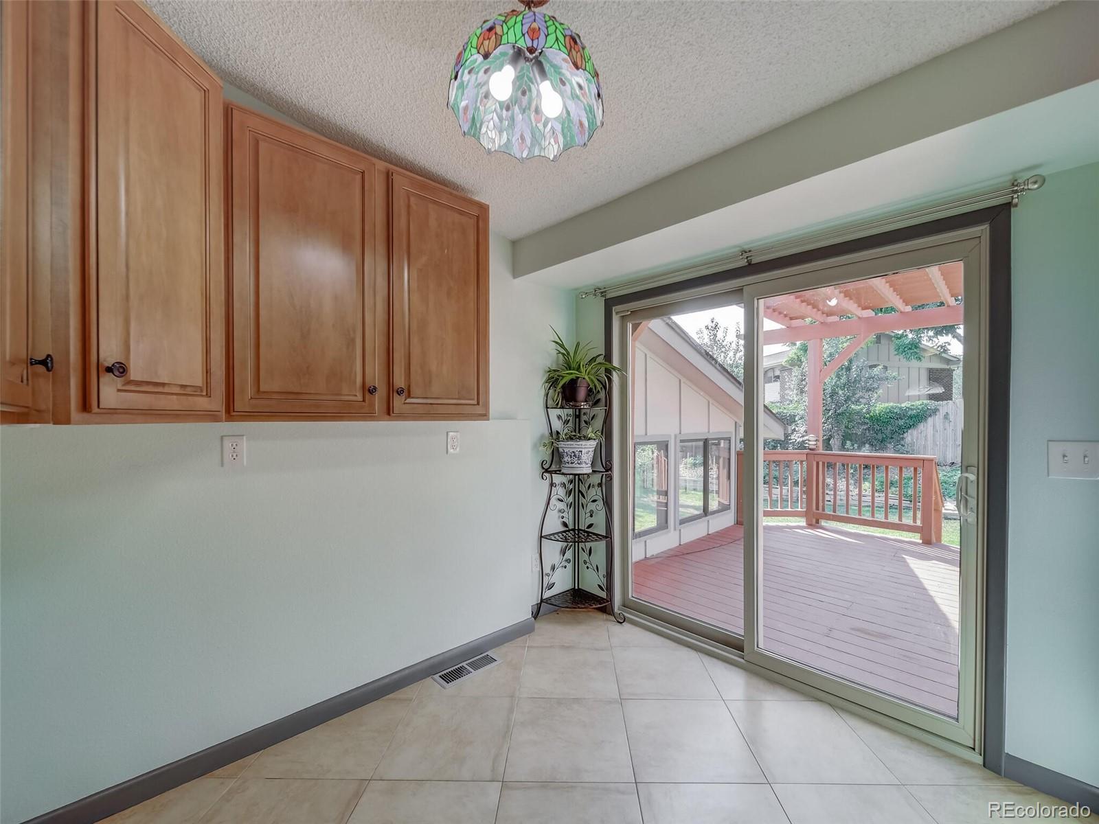 6460 W 73rd Place