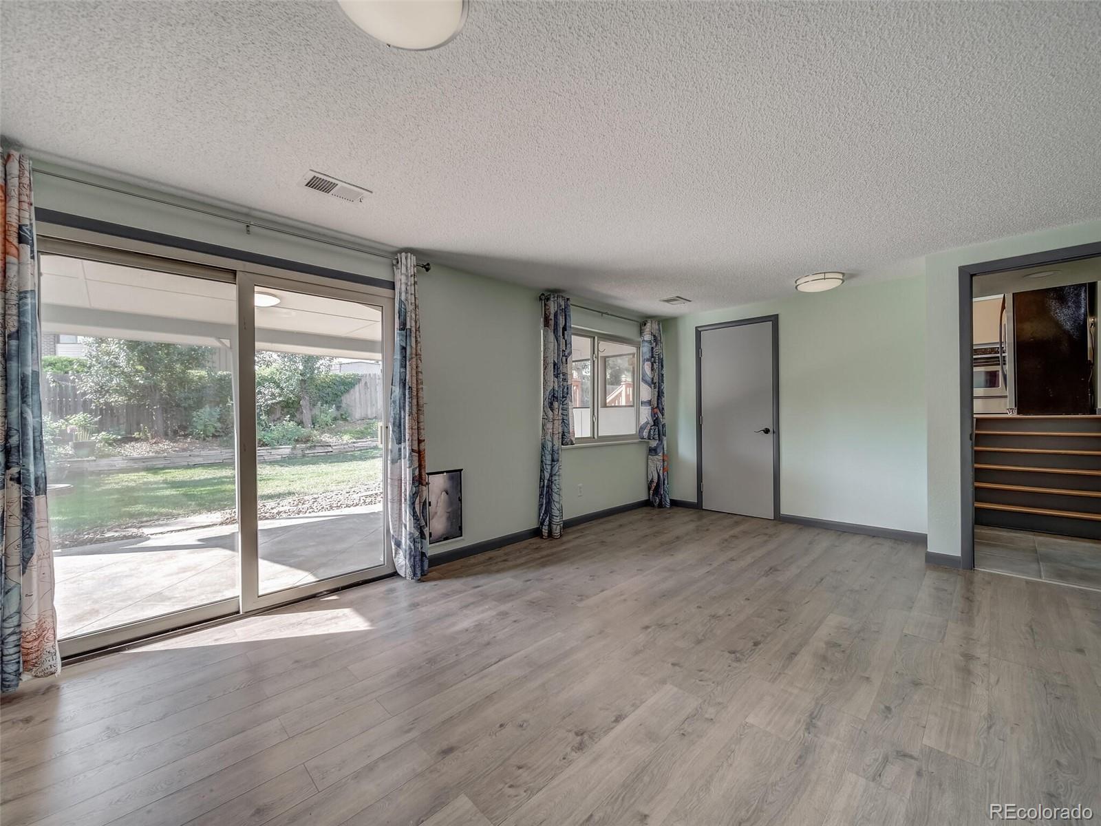 6460 W 73rd Place