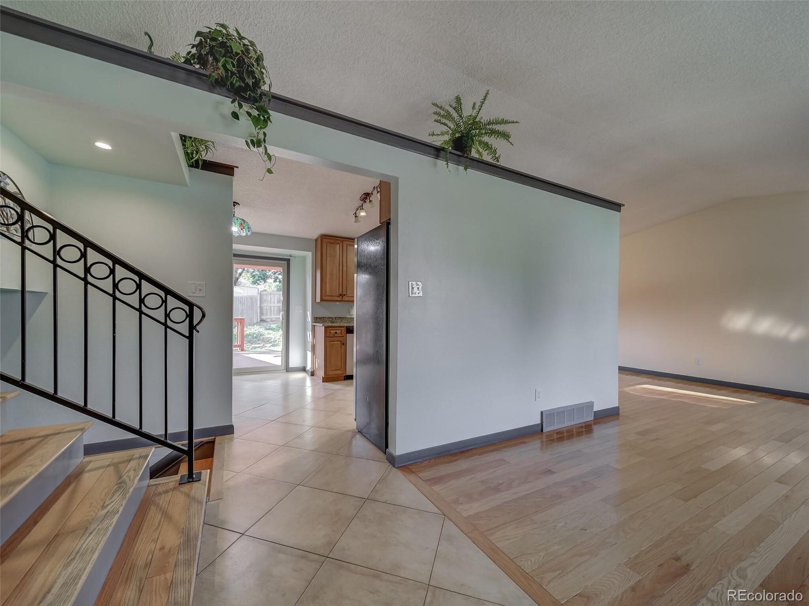 6460 W 73rd Place