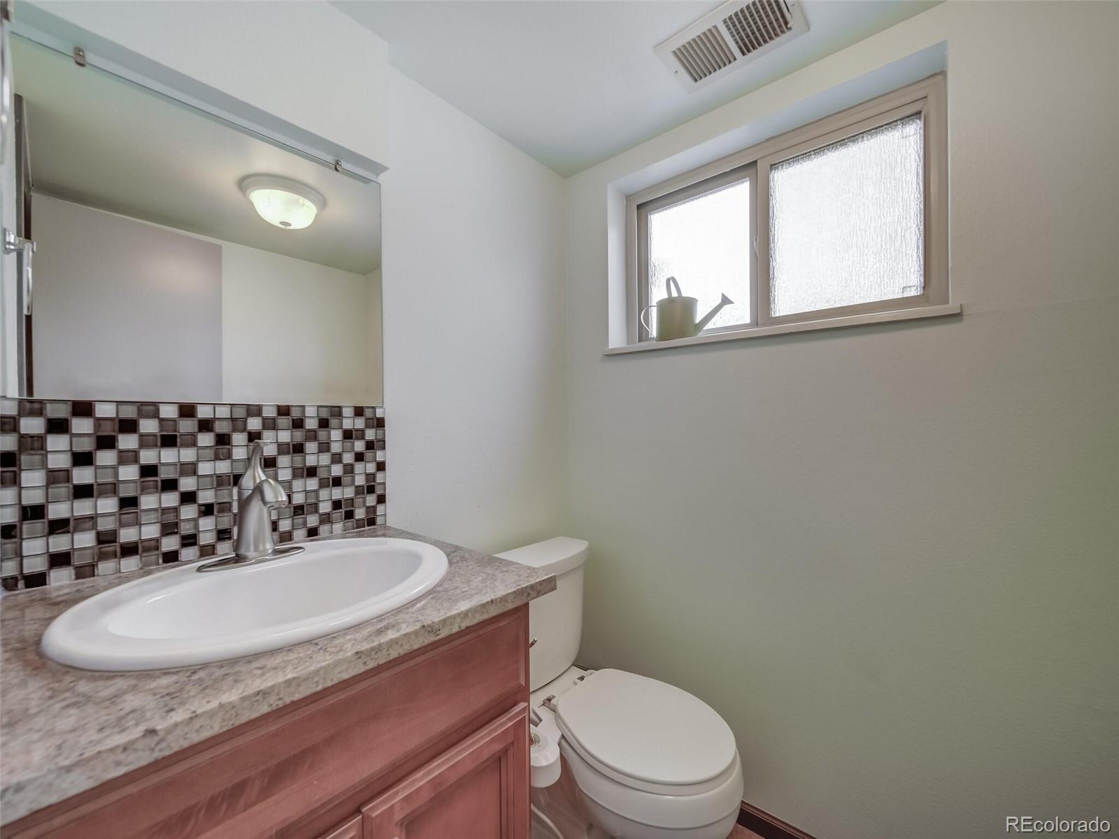 6460 W 73rd Place