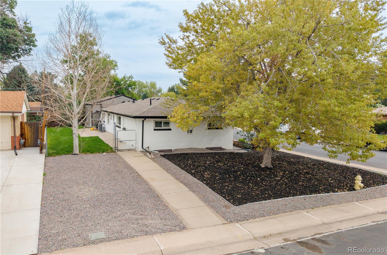 5557 W Mexico Avenue