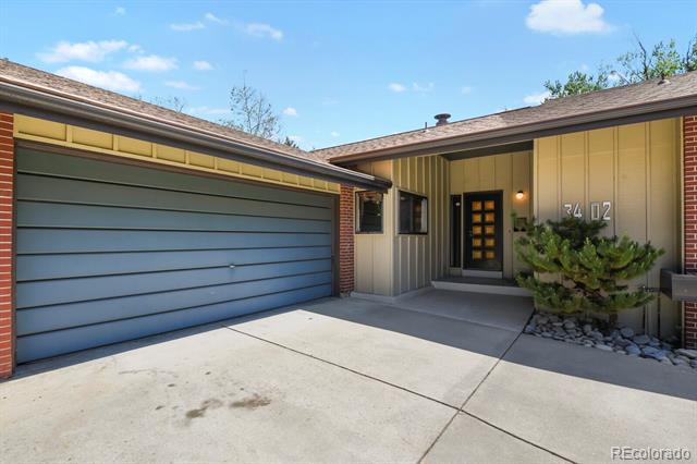 3402 S Dallas Court