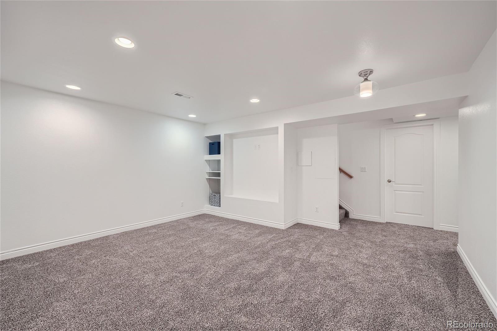2925 Alton Court