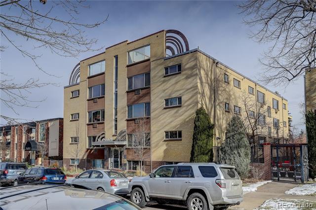 10 N Ogden Street Unit: 204
