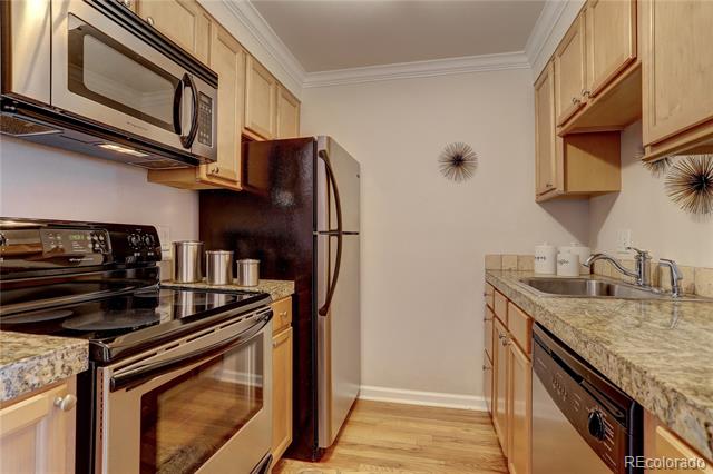 10 N Ogden Street Unit: 204