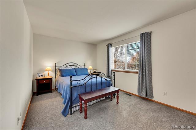 1086 Thornbury Place