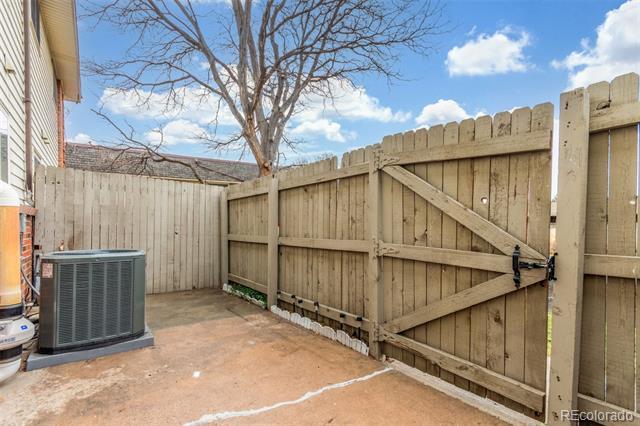 3667 W Union Avenue Unit: 2E