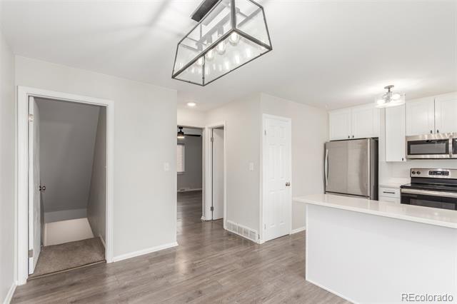 3667 W Union Avenue Unit: 2E