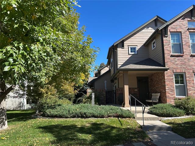 2210 S Vaughn Way Unit: 103