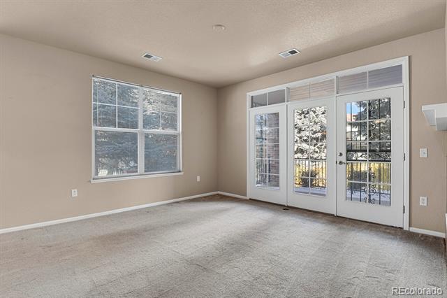 2210 S Vaughn Way Unit: 103
